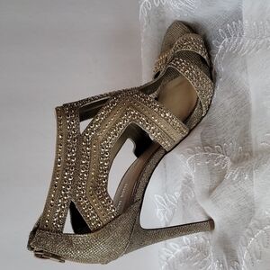 Gianni Bini Gray Studded Sandal Size 9.5 M